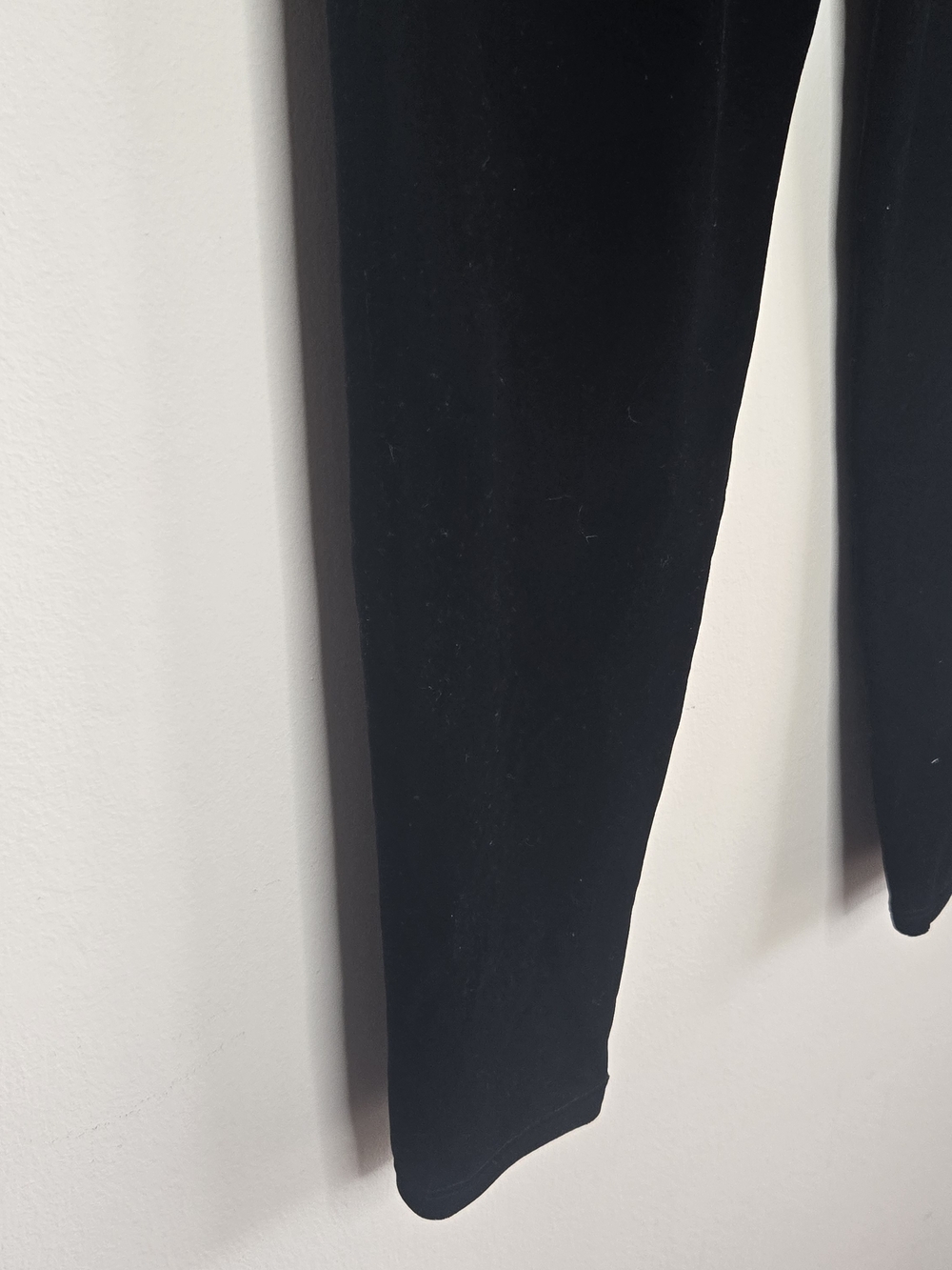 HATCH Maternity Black Stretch Leggings Minimalist Velvet Velour Basics - Picture 6 of 6